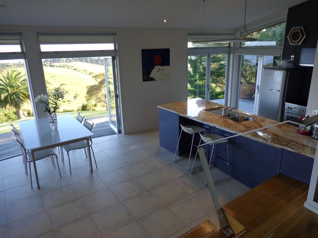 Nikau Apartments Waiheke Island Onetangi Eksteriør billede